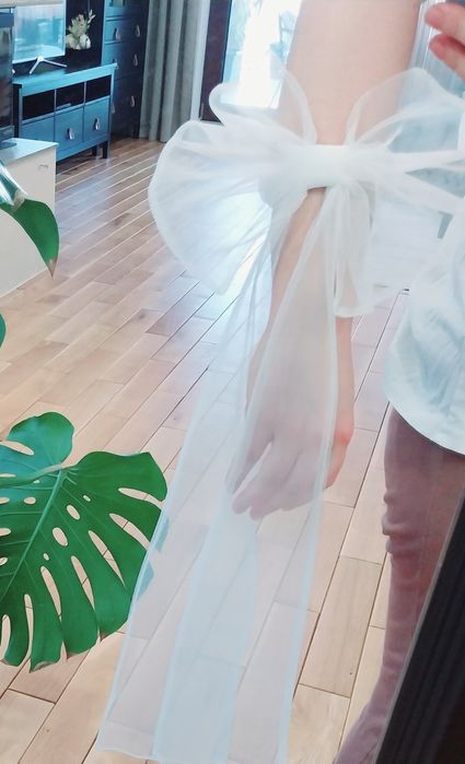 Funde elegante din tulle- accesorii mână nunta