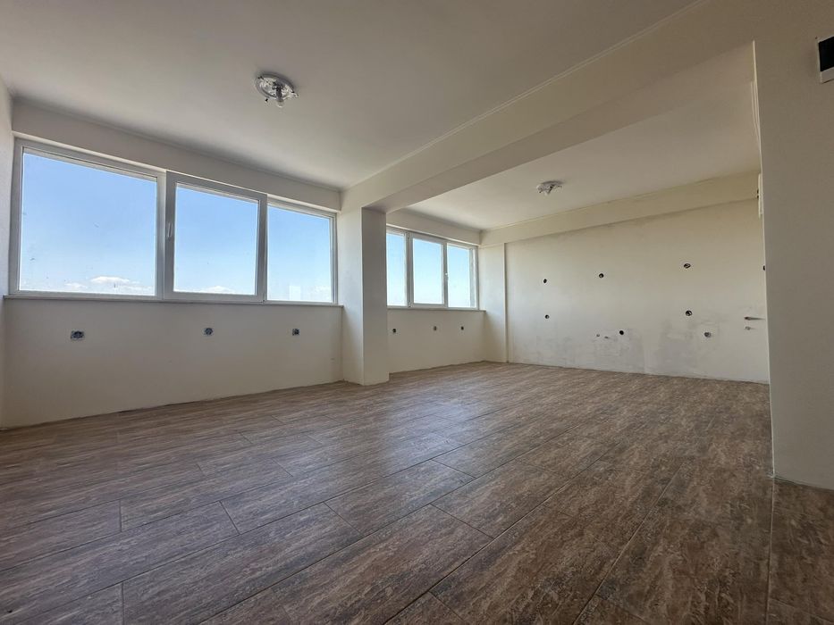 Продава се Едностаен апартамент в Бургас, Долно Езерово - 40 кв.м за 975 €/кв.м - Снимка #1