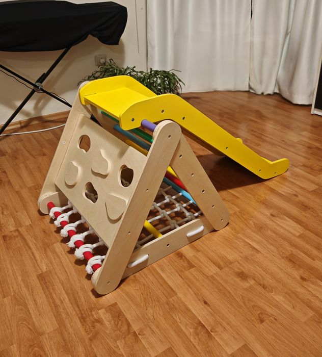 4 в 1 пързалка и десятка стена за катерене