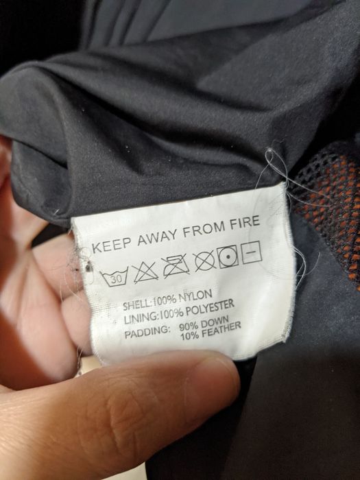 Пуховик на 6-7лет на мальчика