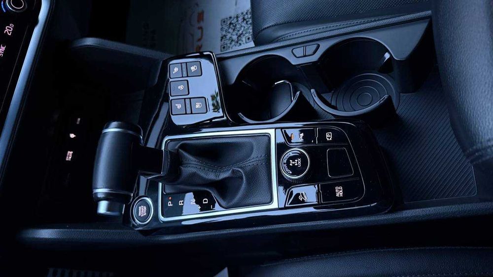 Sotiladi / Продаётся KIA Sportage X-line 2023