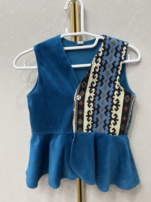 продам жакет для девочек