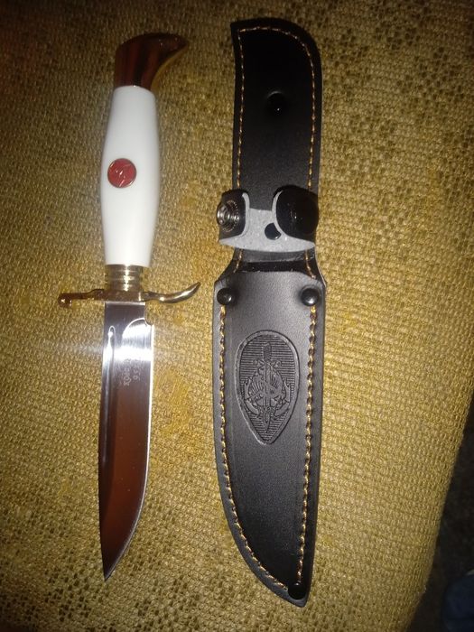 Нов руски ловен нож