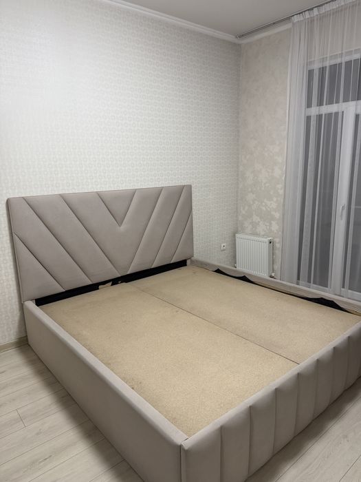 Срочно спальни кровать