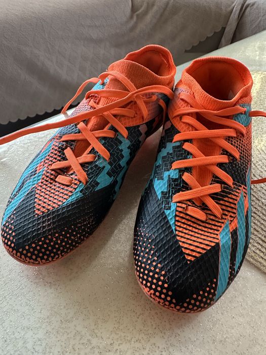 Бутонки Адидас