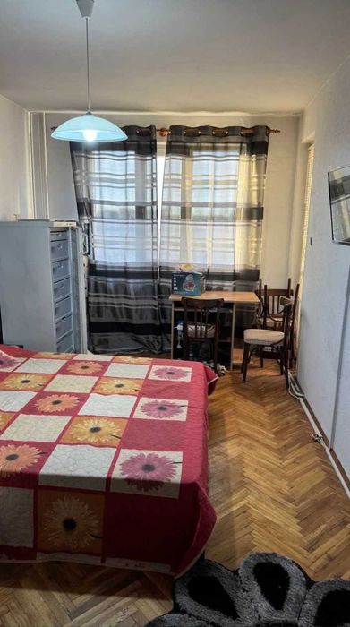 Продава ЧЕТИРИСТАЕН тухлен апартамент, ИДЕАЛЕН център