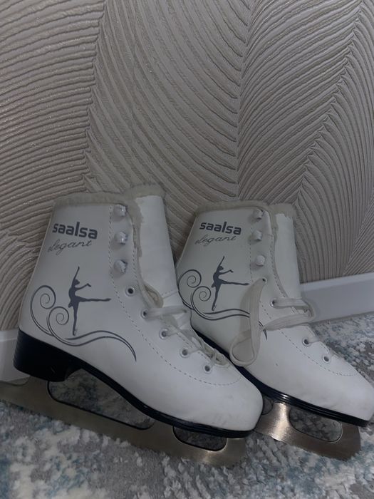 Коньки 35 размер !!!