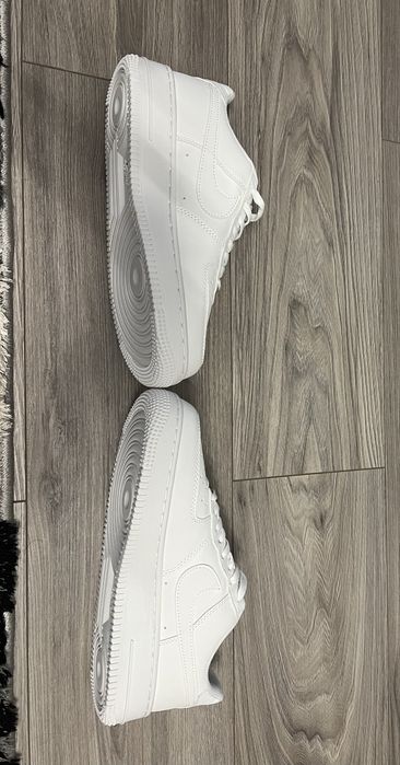 Vând  air force one