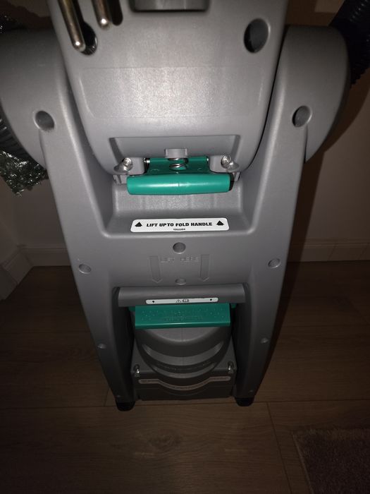 Aspirator spălat covoare Bissell BigGreen 48F3N