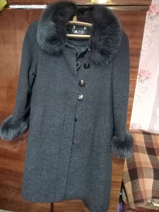 Продам куртку и пальто