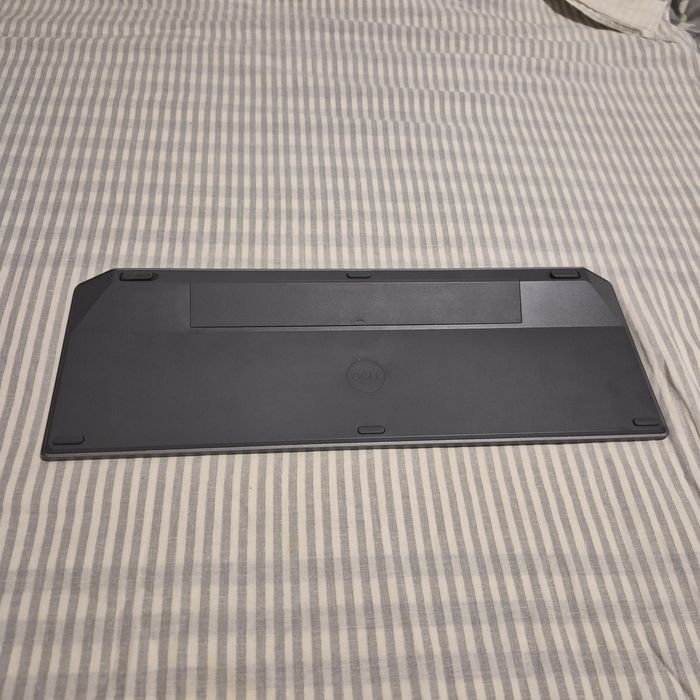 Tastatură fără fir Dell KB7120W (Multi-Device Wireless Keyboard)