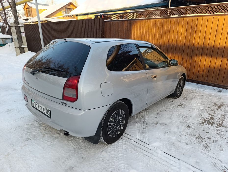 Продам Митсубиси Кольт автомат