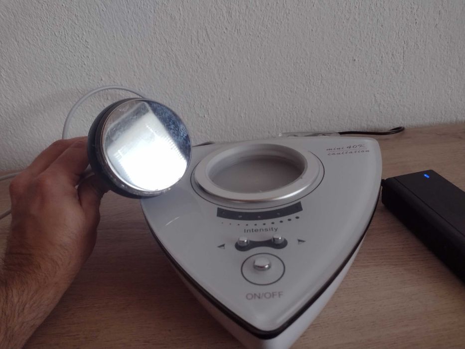 Karlton Electronics козметичен уред за кавитация