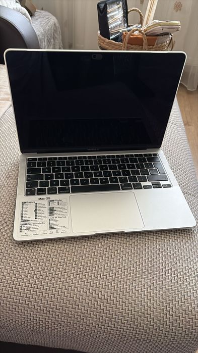 MacBook Air M1 2020 – Model A2337