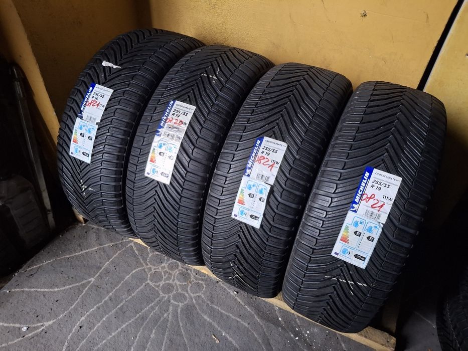 255 55 19 Michelin DOT 2021 all season NOI