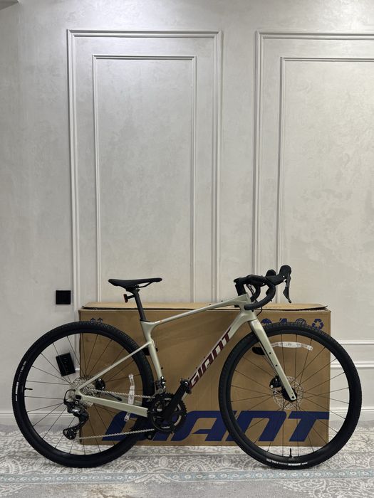 Giant Revolt Advanced 2. Carbon. Новый! Рама S