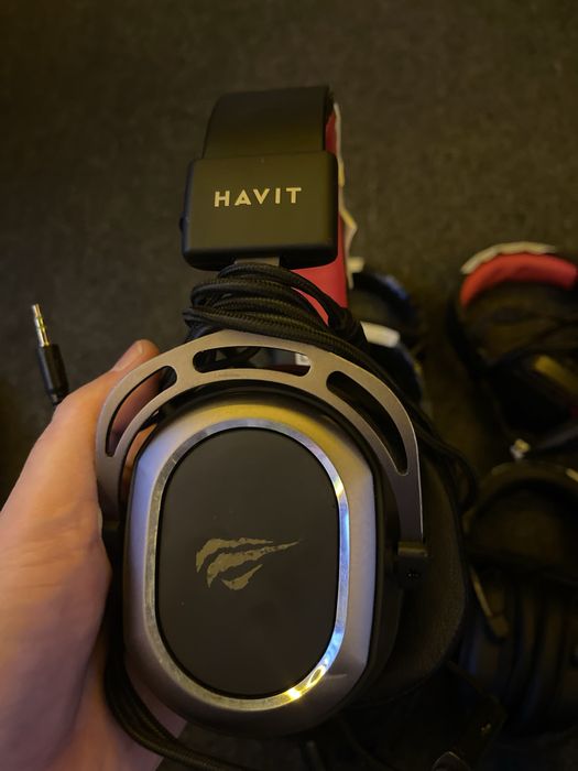 Игровые наушники