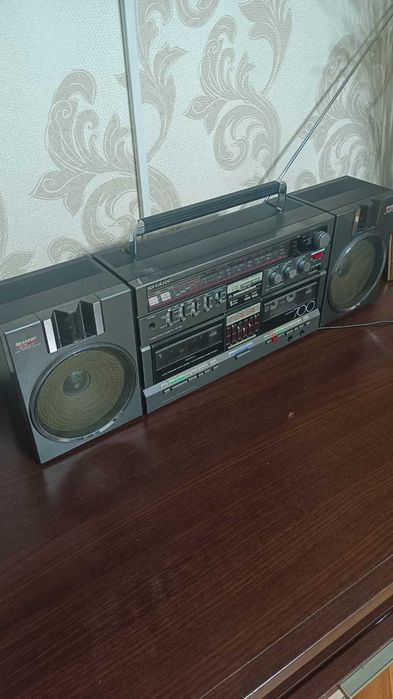 Магнитофон Sharp G-700L