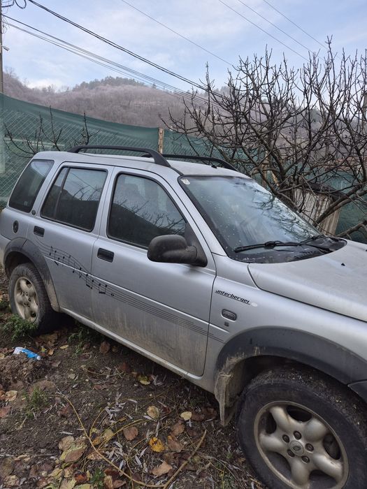 Vând Land Rover an 2006