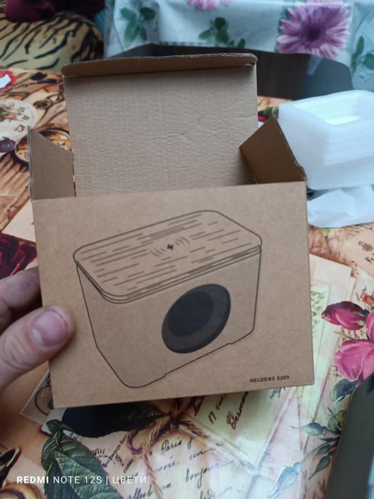 Блутут колонка .