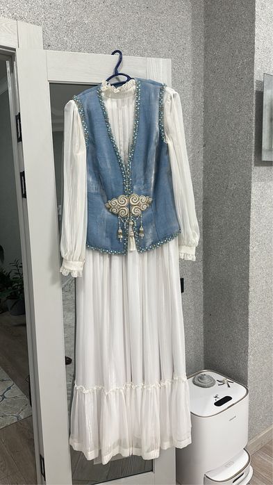 Көйлекпен кажекей шоғыныкы сатылады