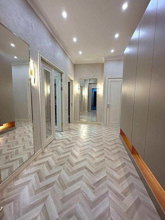 Сдается 3х ком квартира, ЖК Казахстан, ор-р: Алайский рынок, 110м²