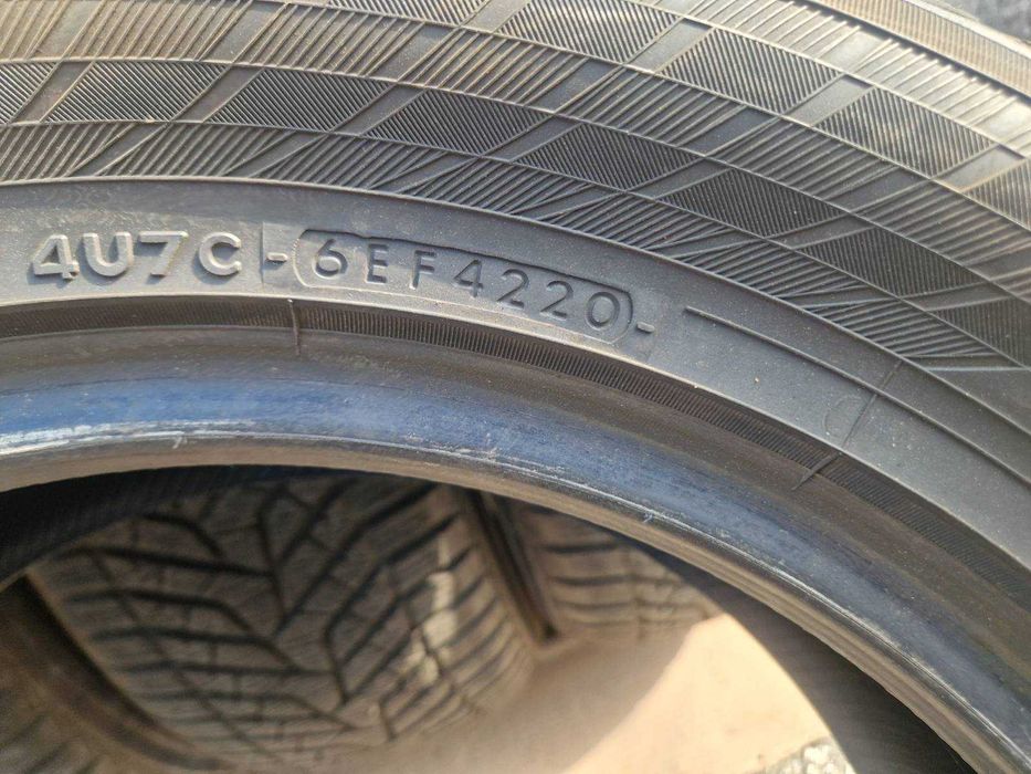 4 Yokohama R18 235/55
Зимни гуми 
DOT4220