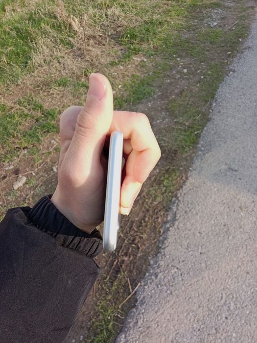 iPhone 6 16 gb 83 AKB