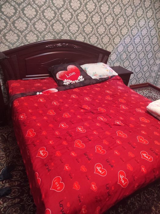 Спальный гарнитур