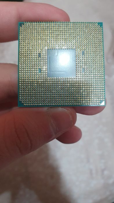 Procesor AMD Ryzen 5 2400G BOX