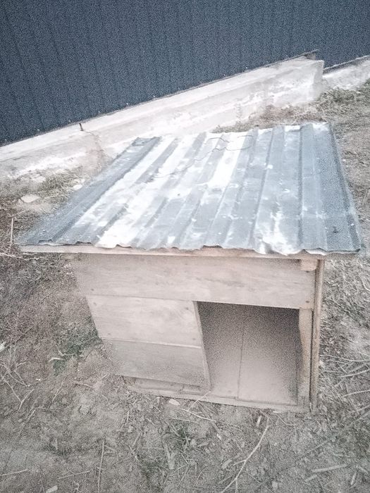 Продам будку для собаки