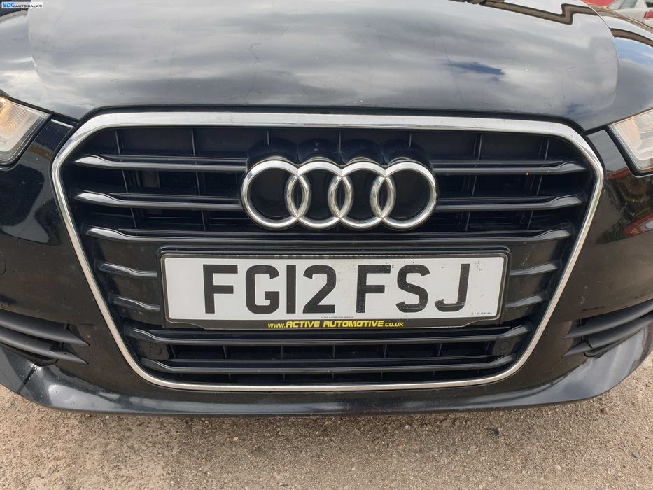 Grila cu Emblema Sigla de pe Spoiler Bara Fata Audi A6 C7 2011 - 2014 [K5408]