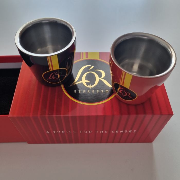 Комплект нови 2 брандирани чаши за кафе Lor
