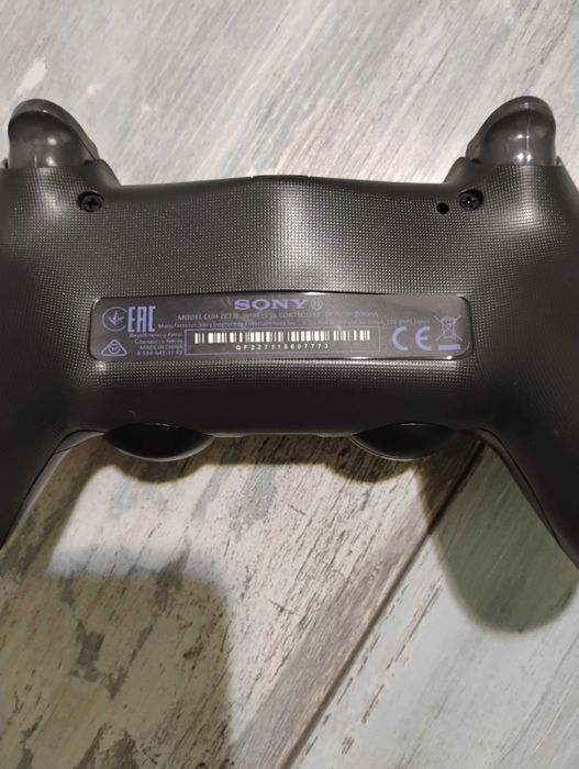 PS4 джойстик / контролер