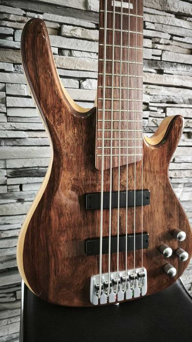 Chitara Bass 6 corzi Weller circuit activ Made in Korea