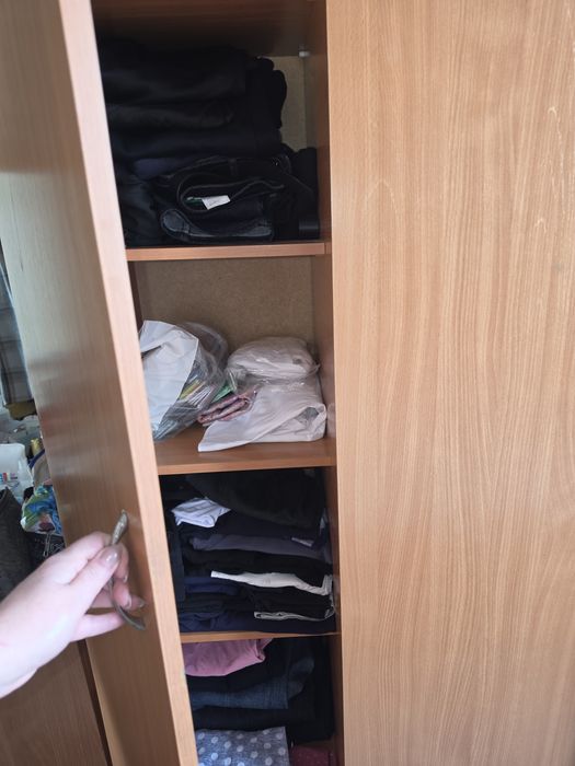 Срочно спальный гарнитур