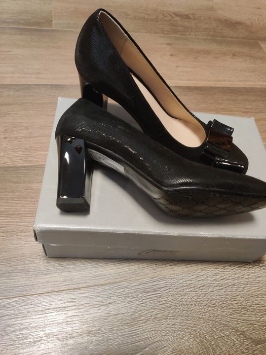 Pantofi Marco noi de piele