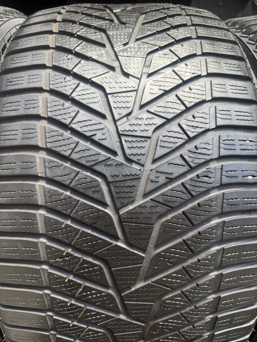 # 4x Anvelope Iarna 315/35 R21 275/40 R21 M+S - Yokohama BluEarth Winter