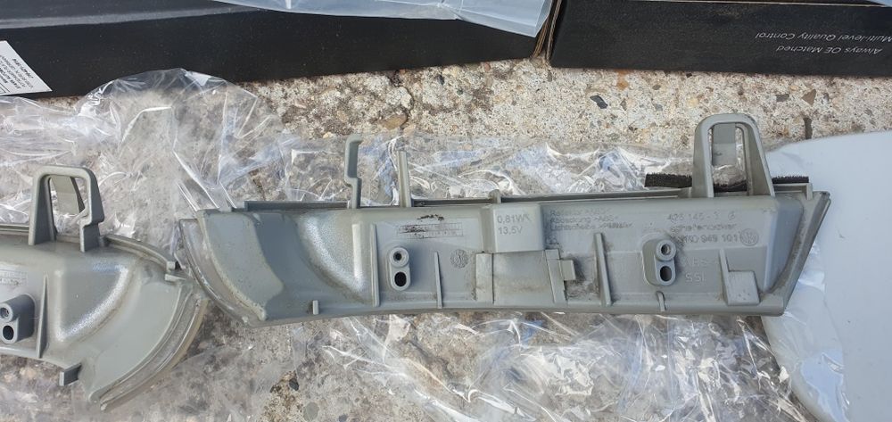 Оригинални странични мигачи VW Golf 5, 6