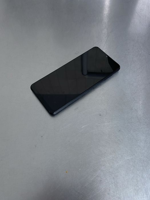 Samsung A12 в идеальном состоянии