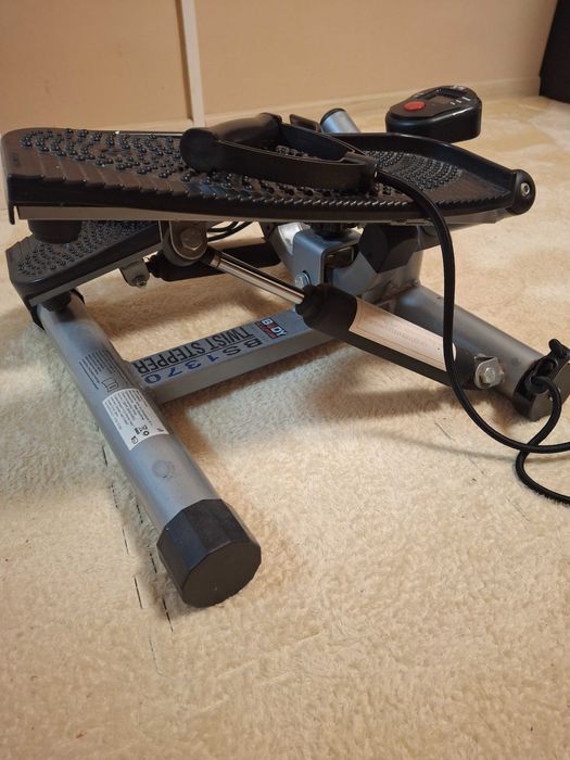 Степер с ластици, амортисьори и дисплей