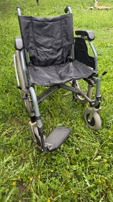 Кресло коляска инвалидная