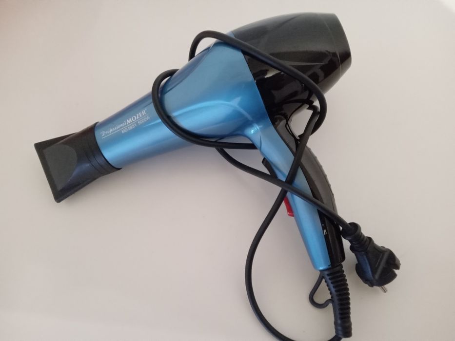 Продам Фен для волос