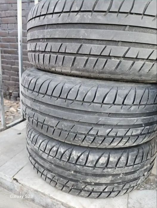 Продам резину летнюю
