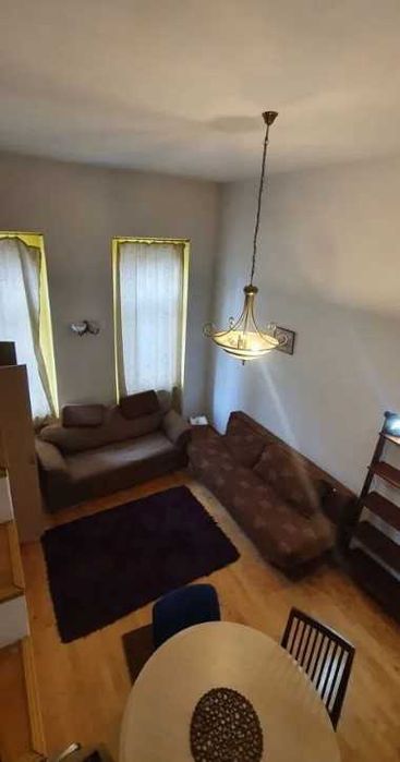 Дава се под наем Двустаен апартамент в Бургас, Славейков - 55 кв.м за 188.7 € - Снимка #1