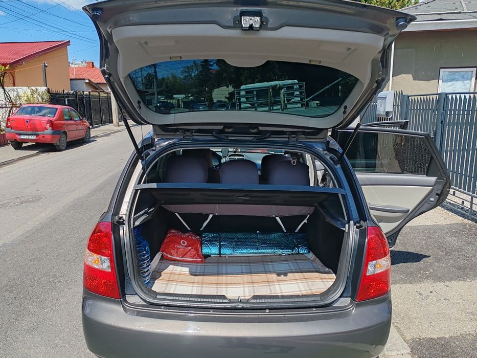 De vânzare KIA Cerato 1.6 Diesel Hatchback 2007