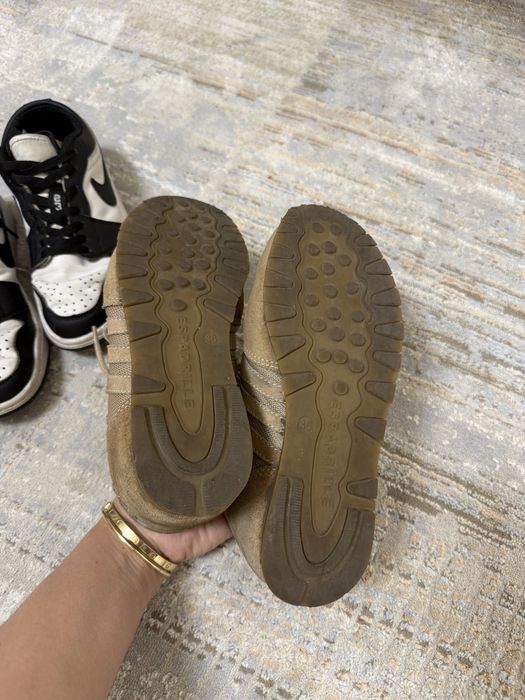 Кроссовки для мальчика и для девочек 36