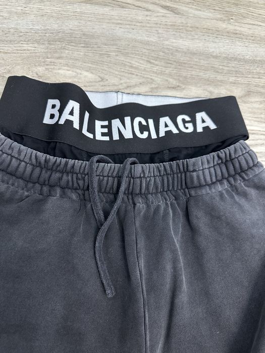 Pantaloni scurți Balenciaga
