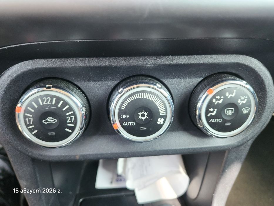 Продавам Mitsubishi Lancer 1.5 с газ