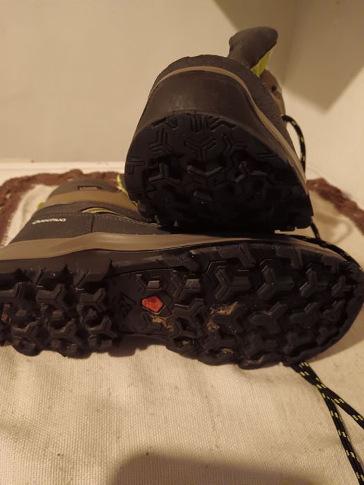 Bocanci Quechua de iarna călduroși